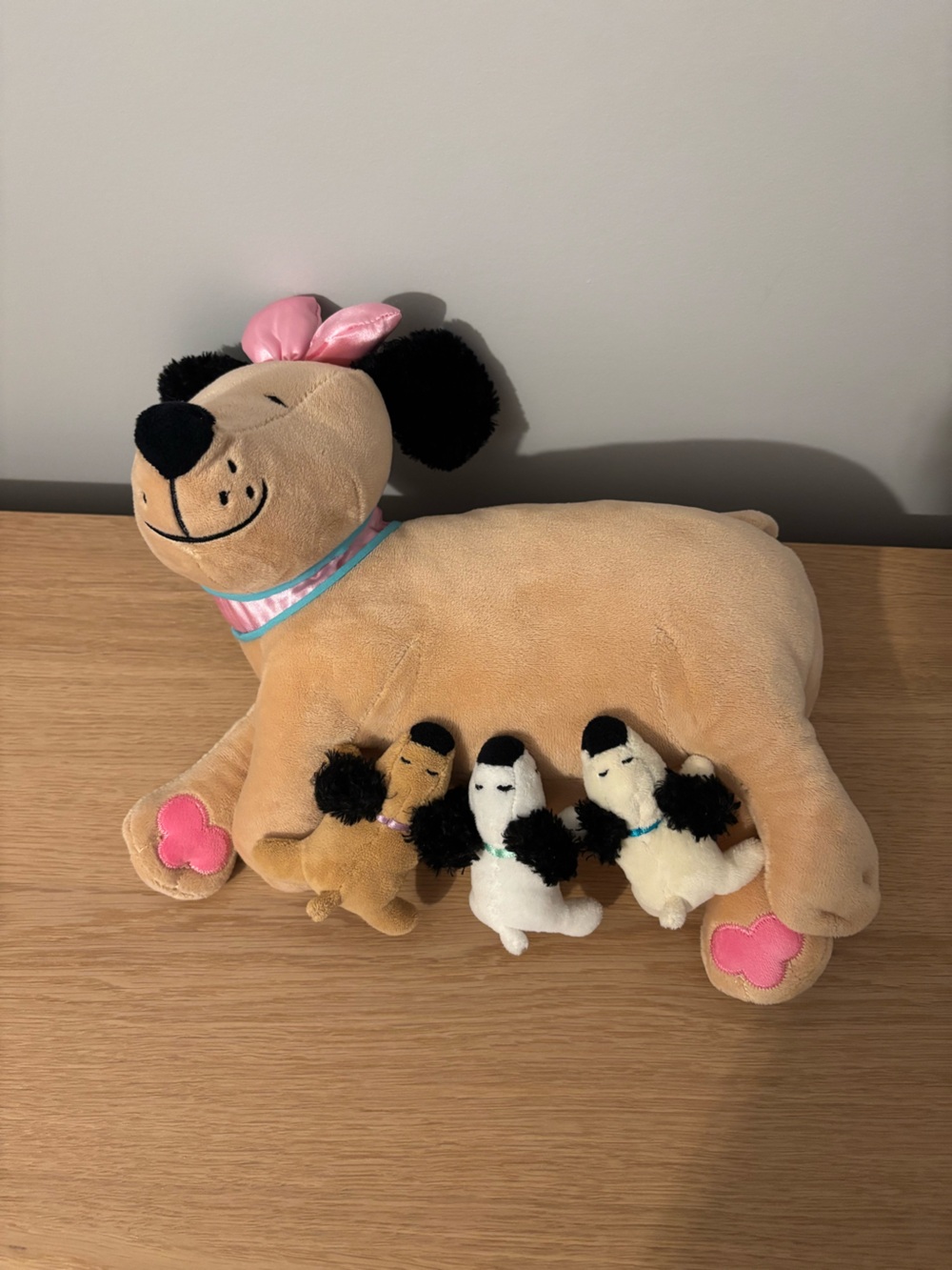 Manhattan toy nursing dog Plush Mama Dog with Three Puppy Toys